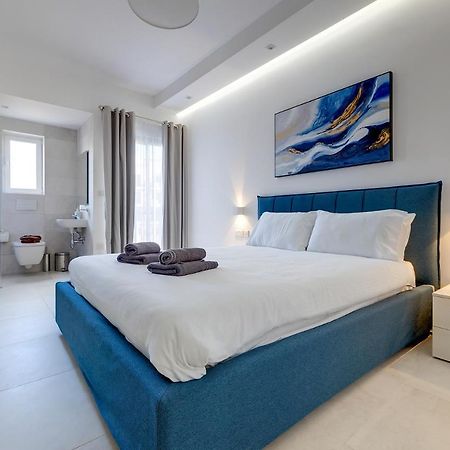 Luxe Apartment With Valletta And Harbour Views Sliema Eksteriør bilde