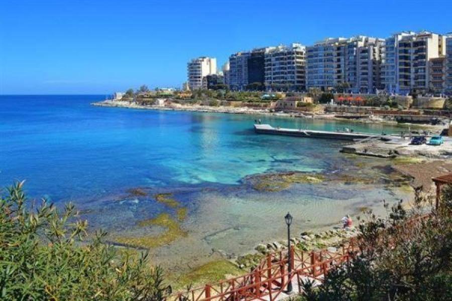 Luxe Apartment With Valletta And Harbour Views Sliema Eksteriør bilde