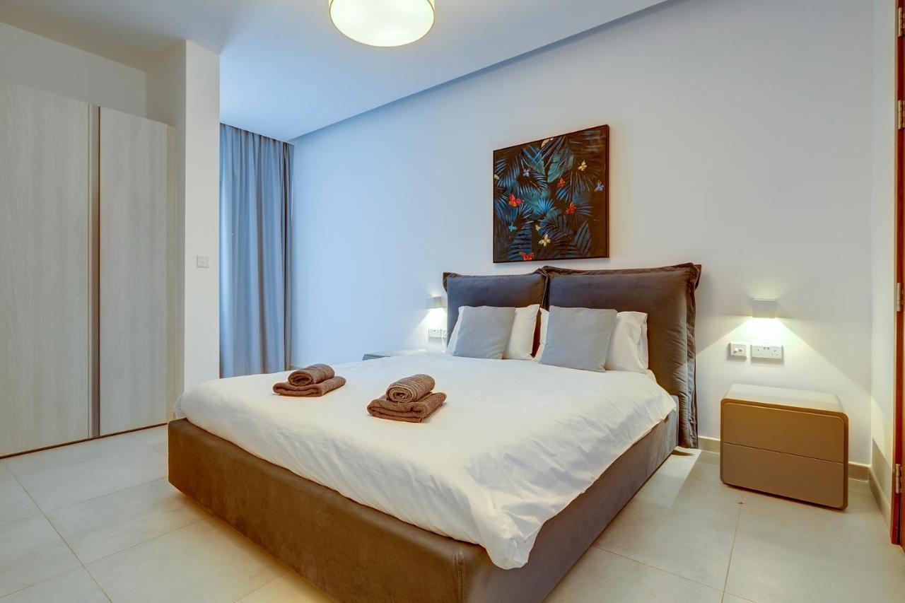 Luxe Apartment With Valletta And Harbour Views Sliema Eksteriør bilde