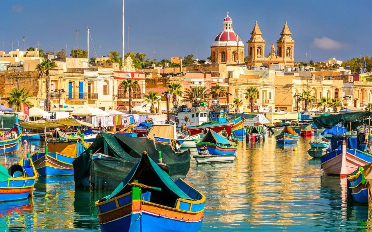 Luxe Apartment With Valletta And Harbour Views Sliema Eksteriør bilde